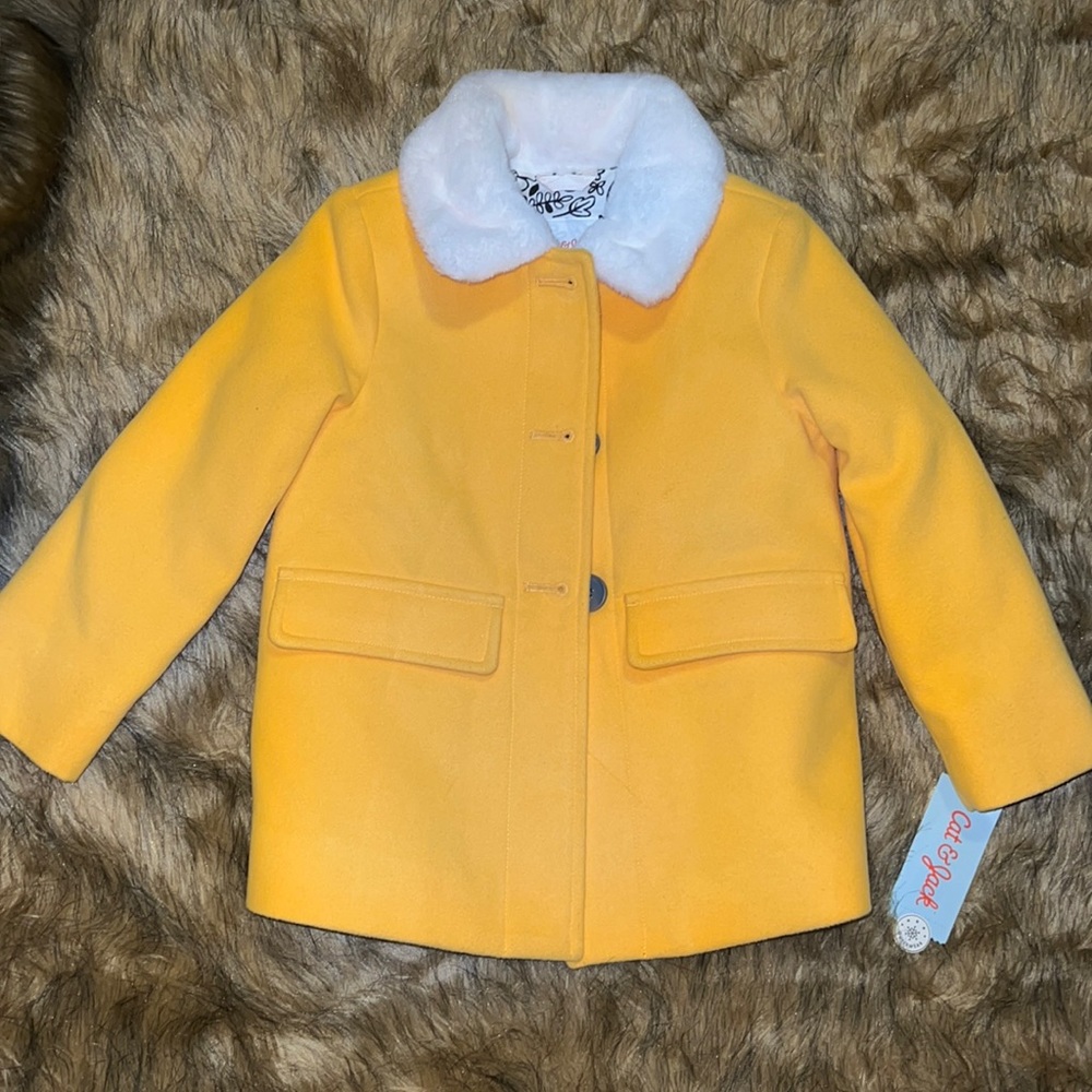 COPY - Toddler girls vibrant yellow coat with three buttons and white collar